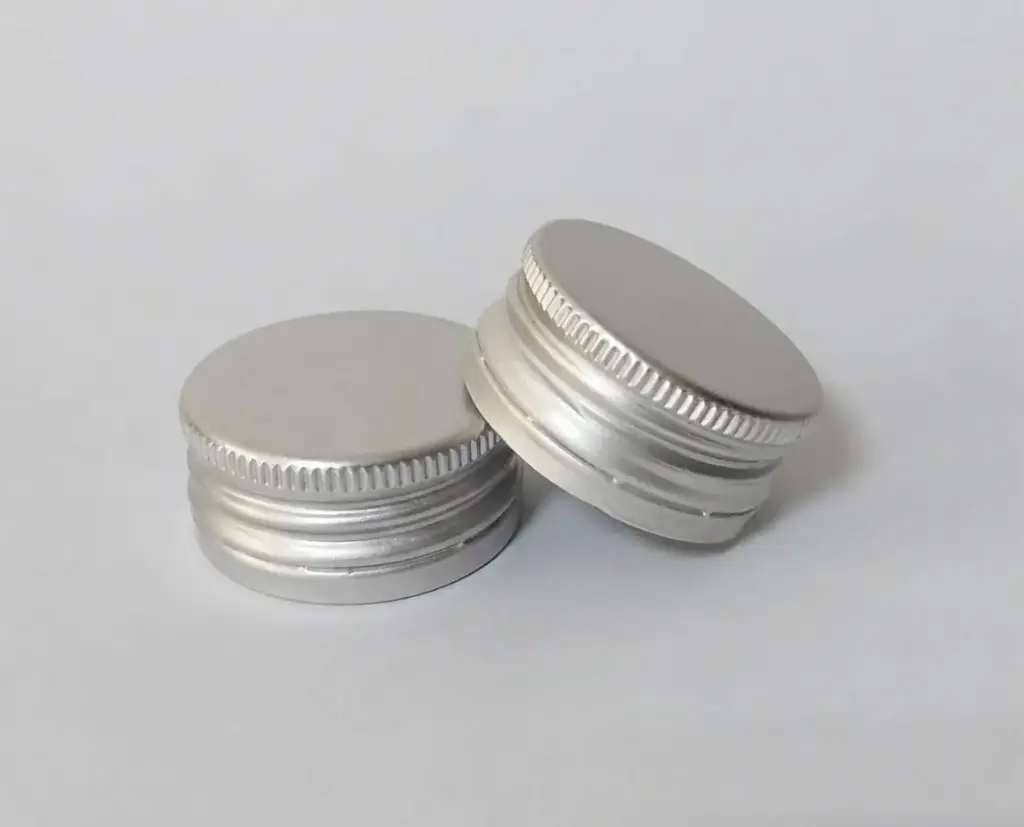 Tapa 38mm x 18mm Pilfer Proof Con Rosca | Plateado | Importado