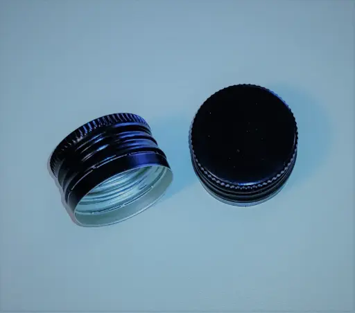 [PP2818CRNEBC] [BOLSA X 50 ] Tapa 28mm X 18mm Pilfer Proof | con Rosca | Negro | Importado